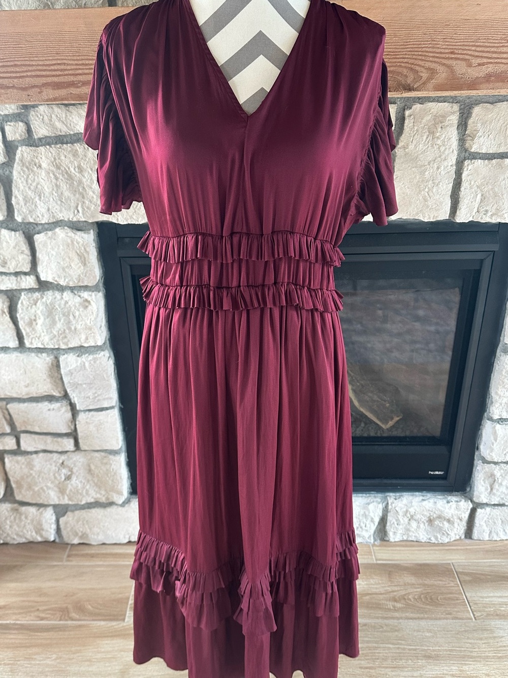 Bohme Maroon Ruffle Willa Midi Dress features a V-neckline and tiered skirt. L - Picture 8 of 12